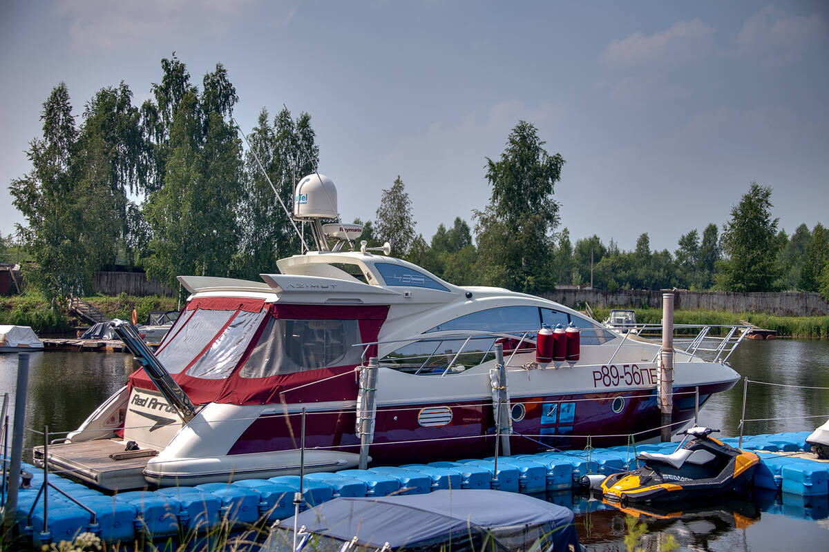 Экстерьер Azimut 43S 2008