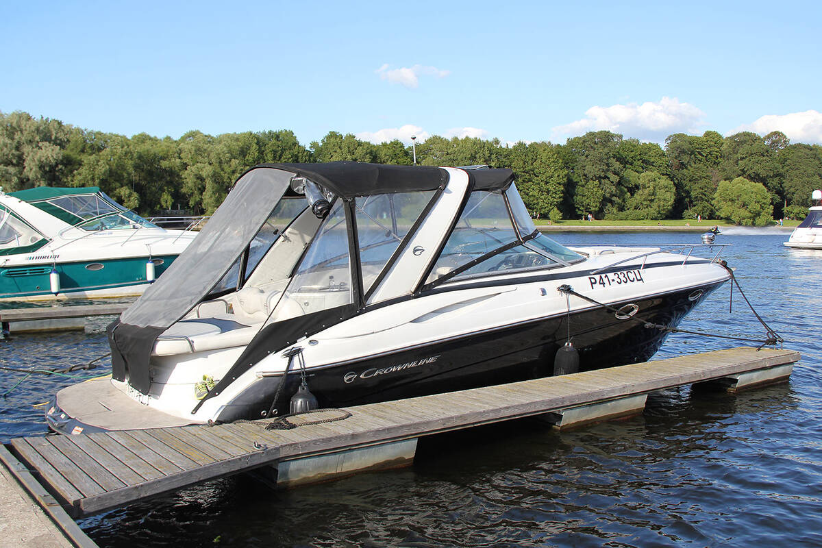 Экстерьер Crownline 315SCR 2008