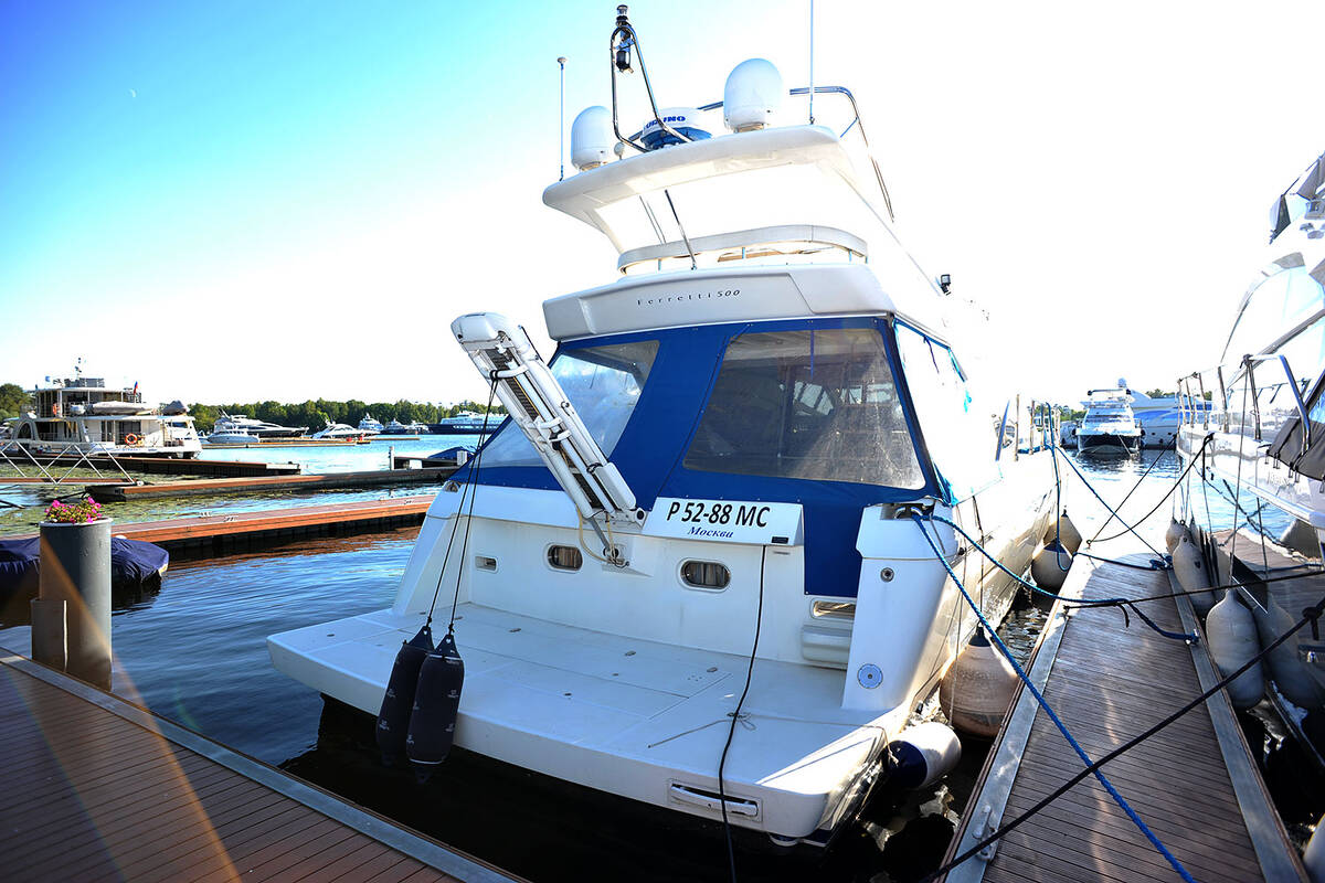 Экстерьер Ferretti 500 - 2005