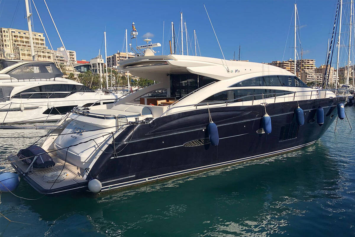 Экстерьер Princess V72