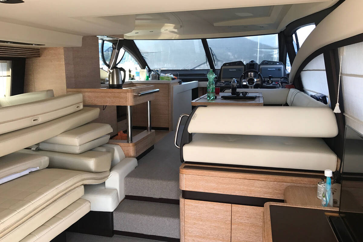Azimut 54 2017