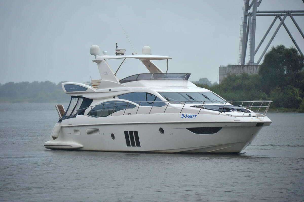 Экстерьер Azimut 58 2008