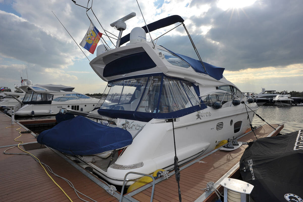 Экстерьер Azimut 47 2008