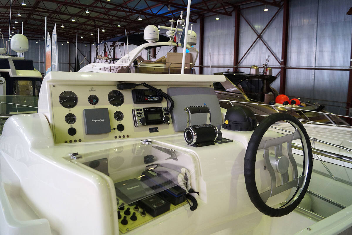 Ferretti 620 2003