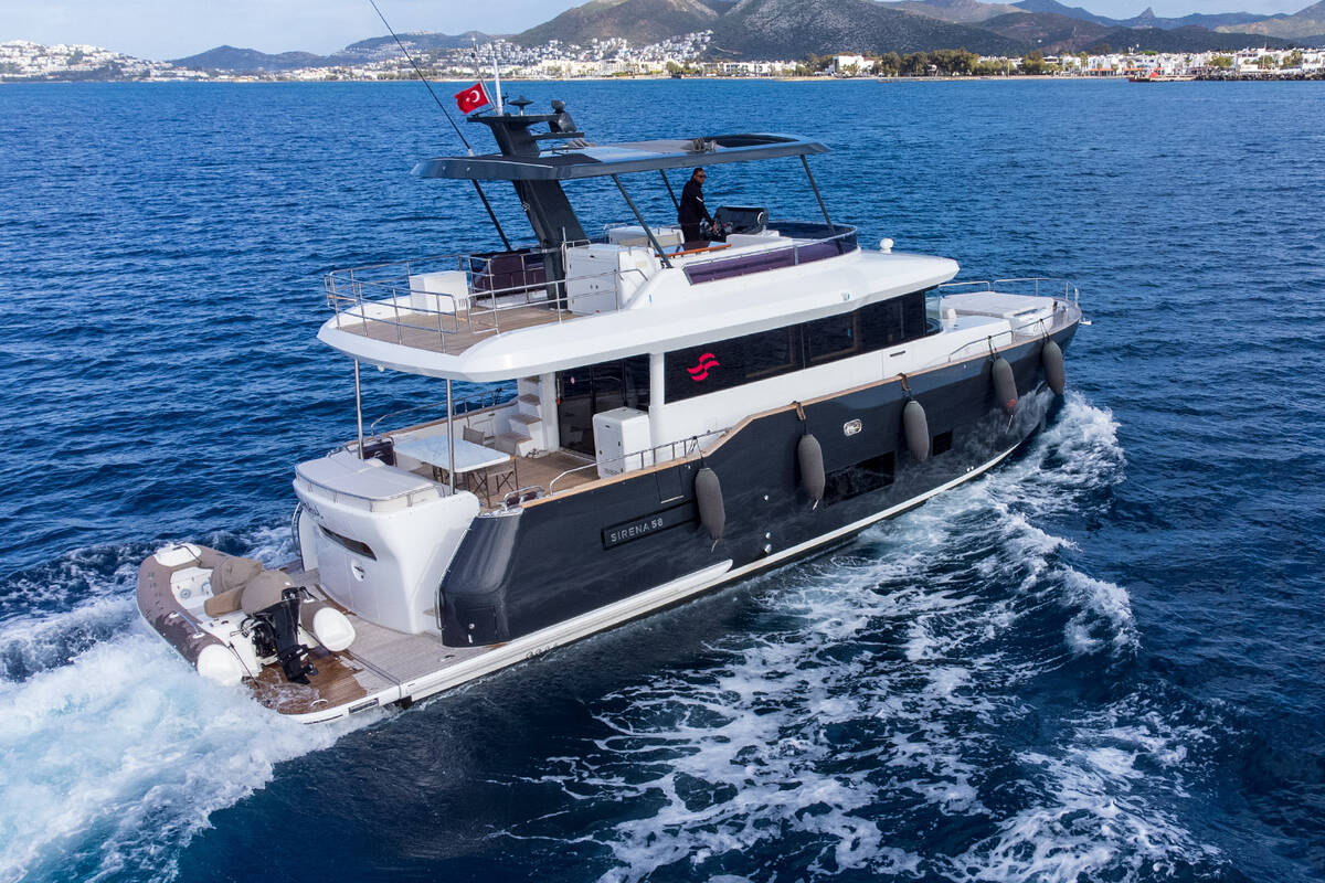 Экстерьер Sirena 58