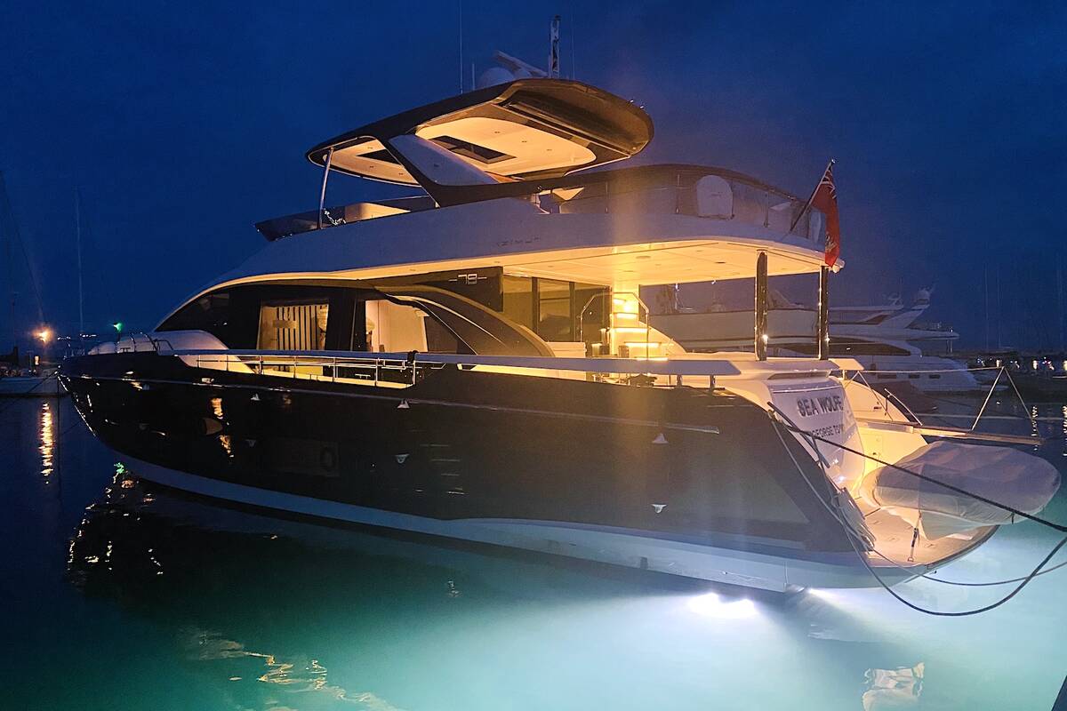 Экстерьер Azimut 78 Flybridge