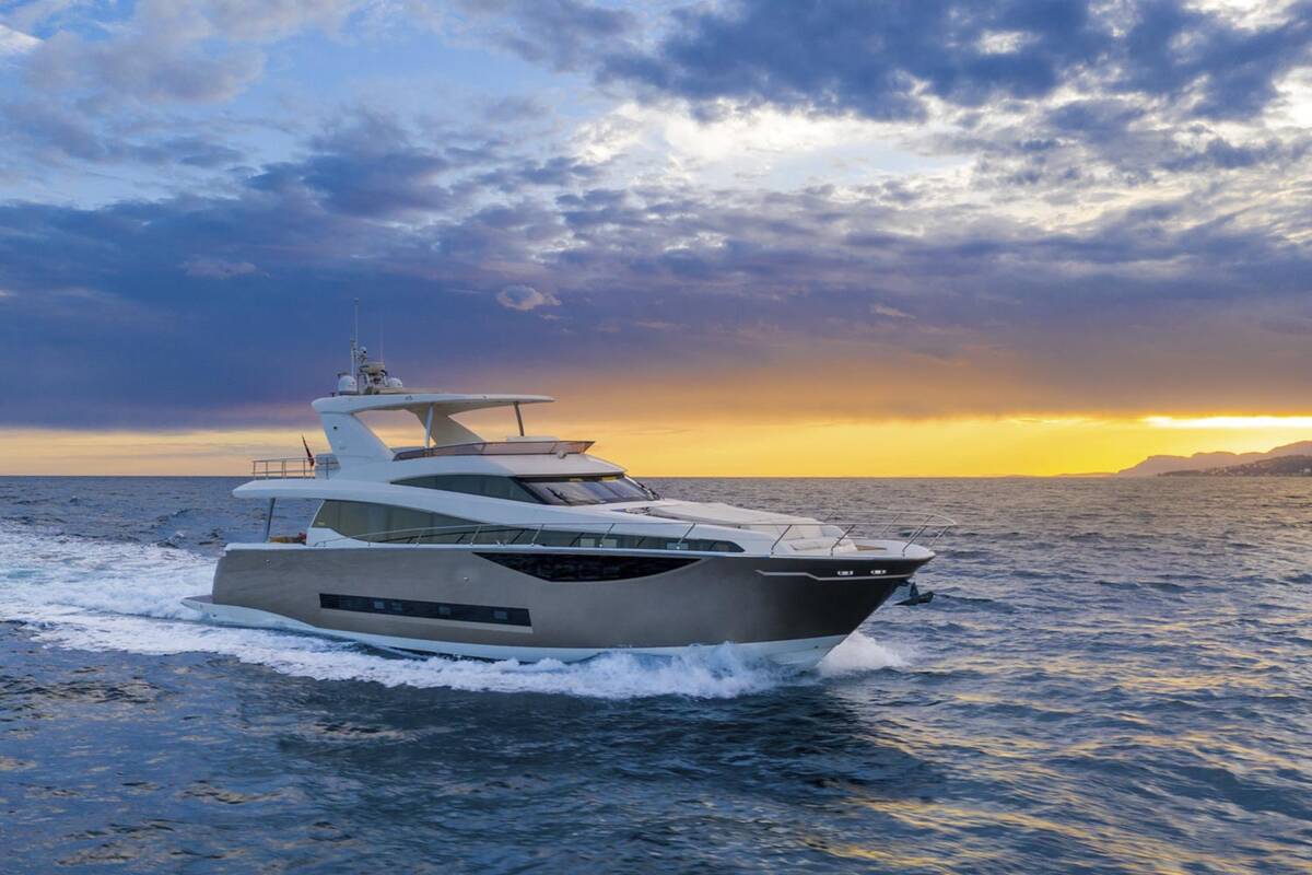 Экстерьер Prestige 750