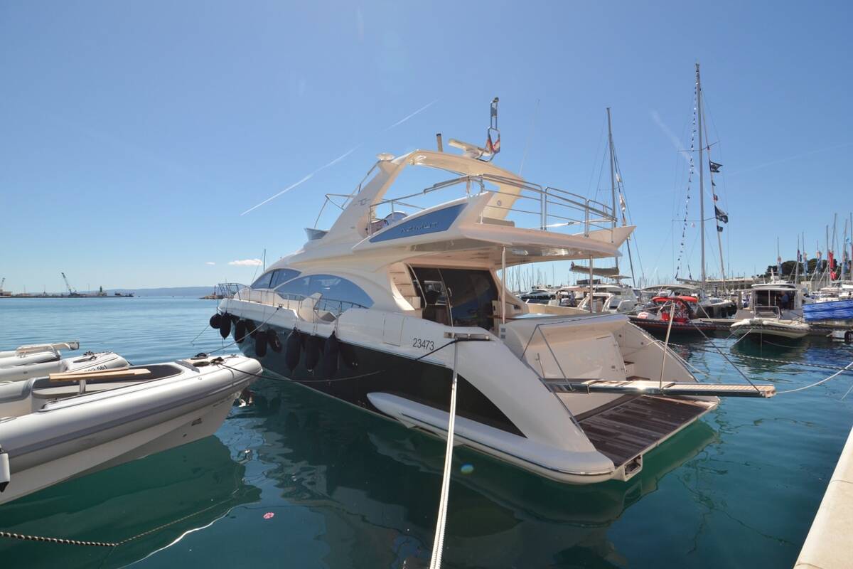Экстерьер Azimut 70 2009