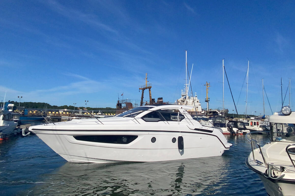 Экстерьер Atlantis 34