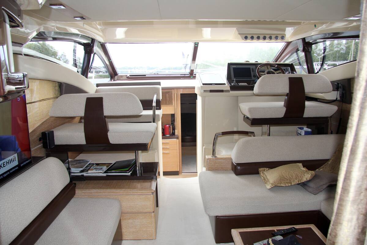 Интерьер