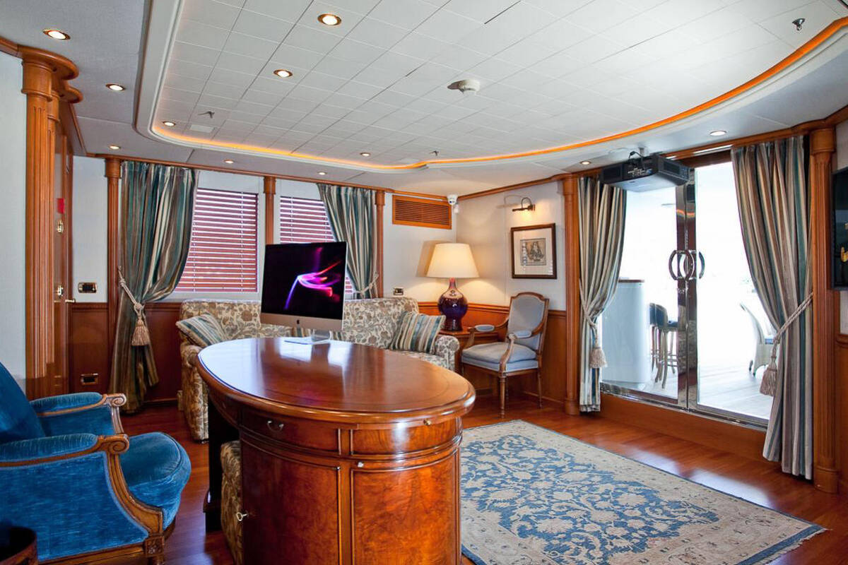 Rodriquez 38m M/Y APOLA