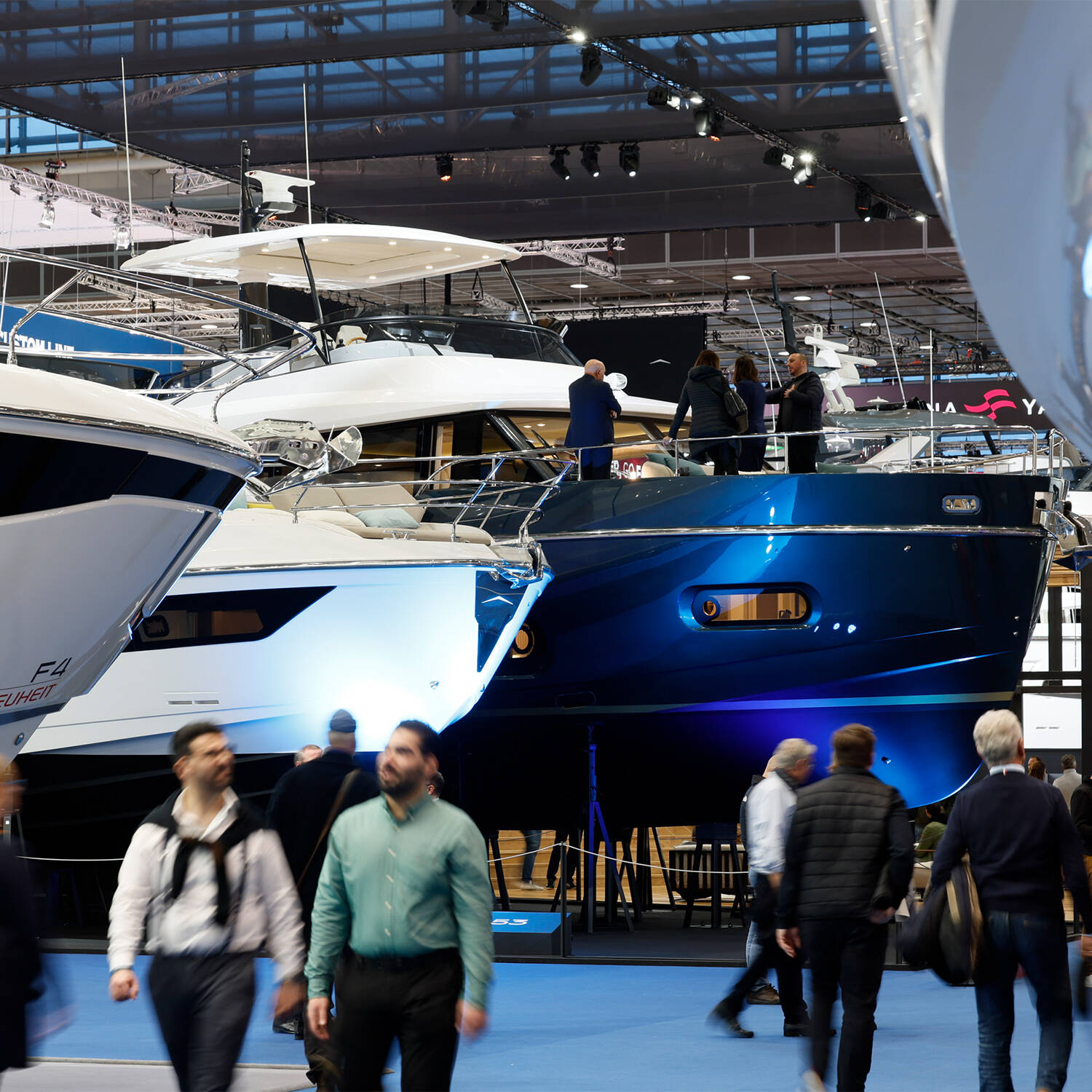 Azimut приглашает на Boot Dusseldorf 2025