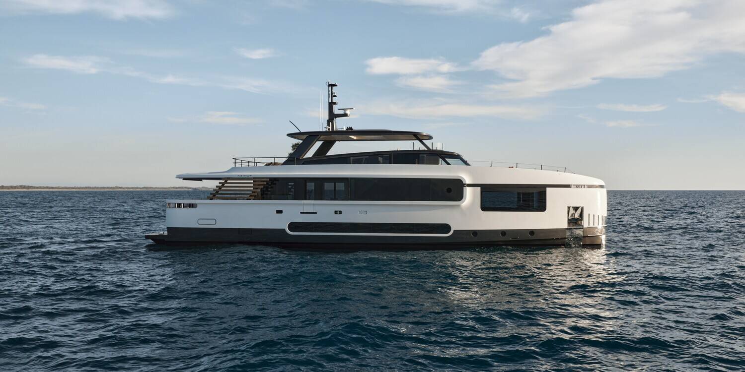 Azimut Magellano 27M и новая архитектура путешествия 