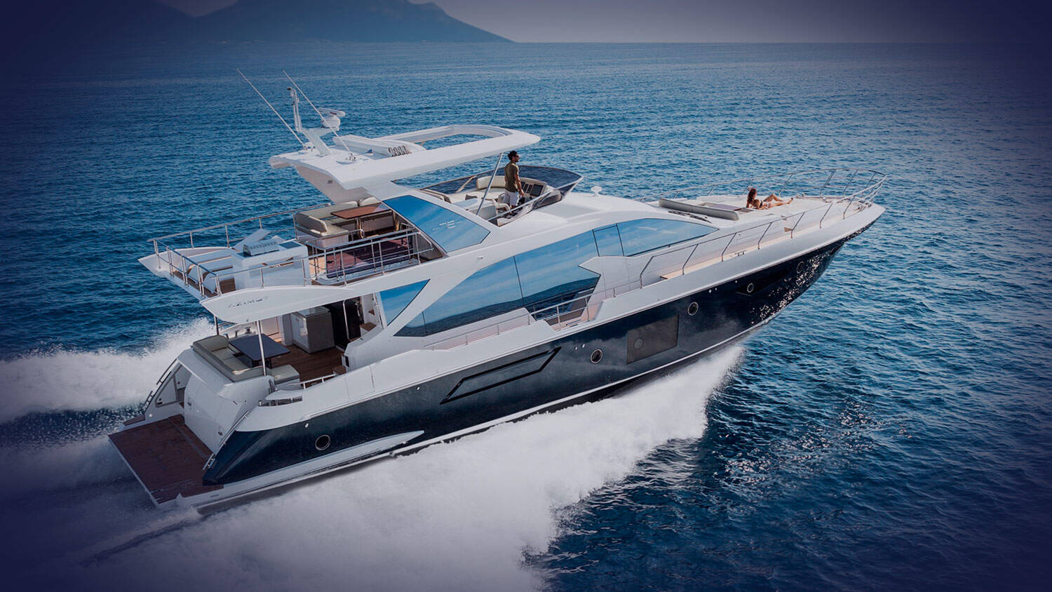 Azimut 72