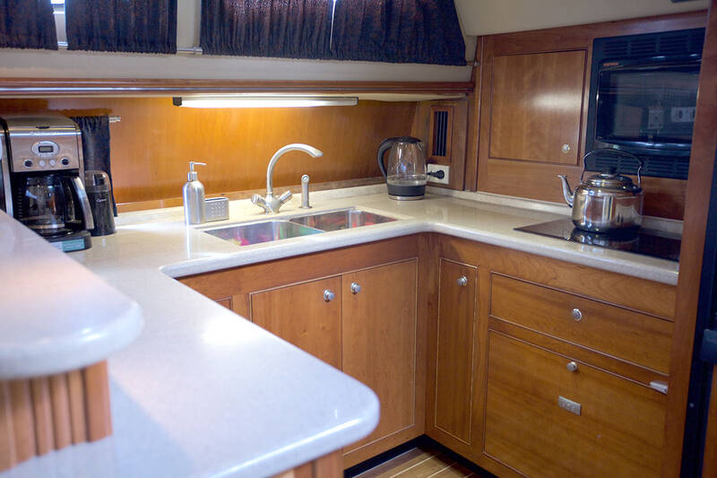 Cruisers 455 Express - 2006