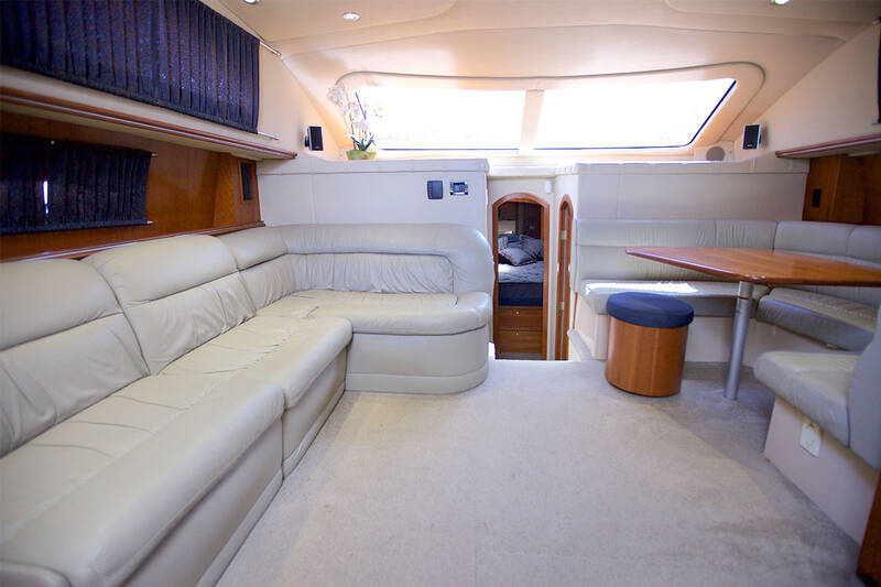 Cruisers 455 Express - 2006