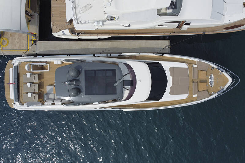 Экстерьер Ferretti 920
