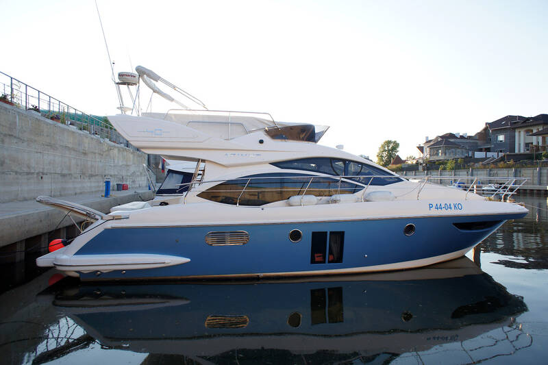 Экстерьер Azimut 40 - 2011