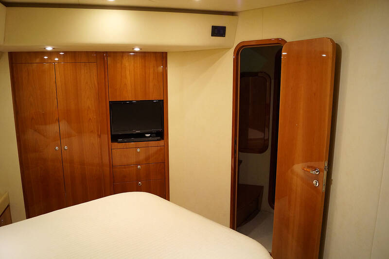 Ferretti 620 2003
