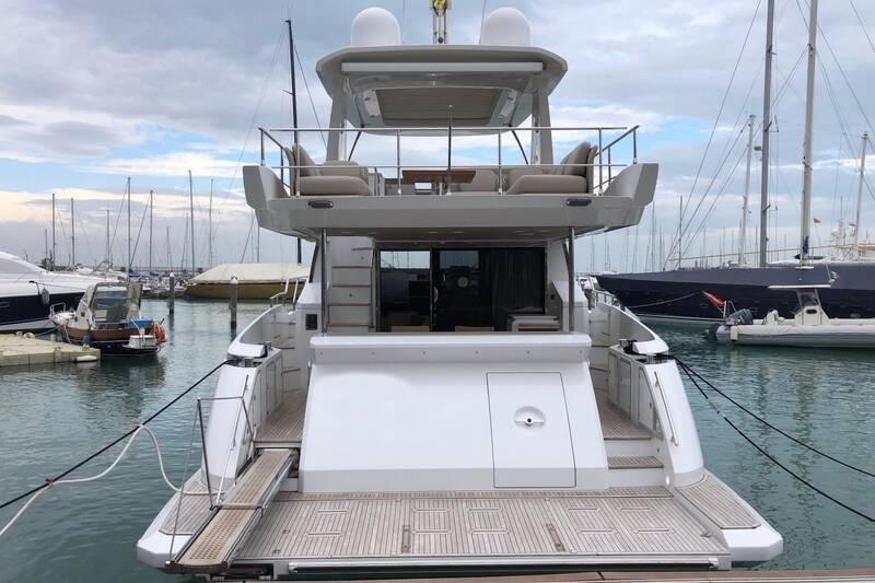Экстерьер Azimut 66