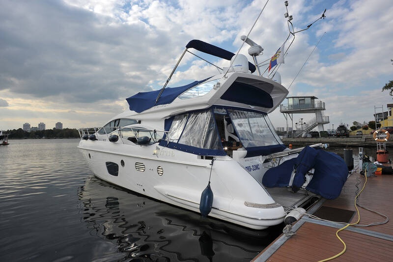 Экстерьер Azimut 47 2008