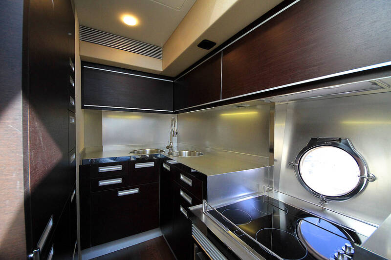 Кухонный гарнитур Azimut 68S - 2008