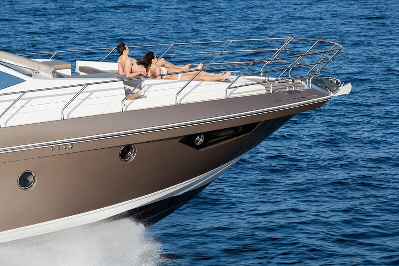 Экстерьер Azimut 66F