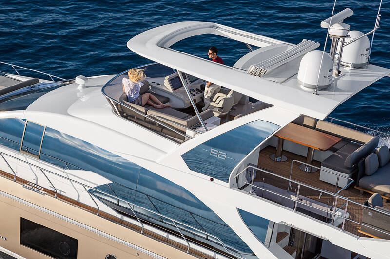 Экстерьер Azimut 66F