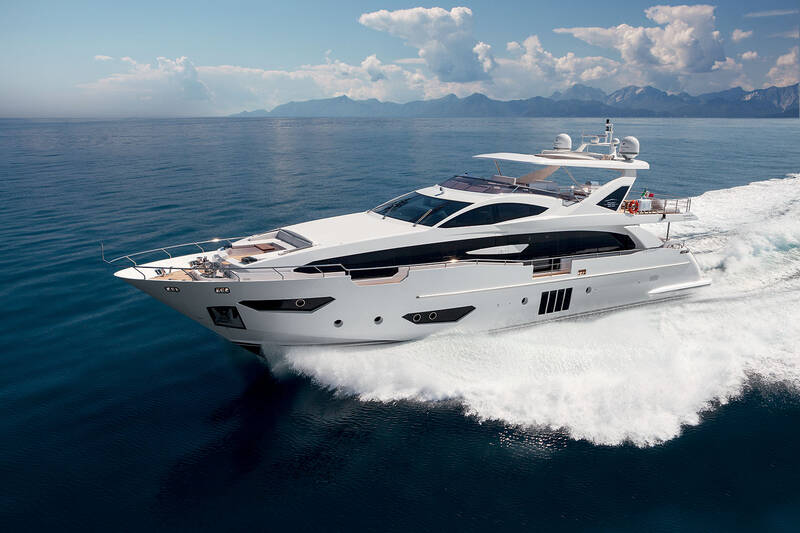 Экстерьер Azimut Grande 30METRI