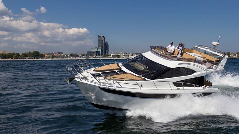 Экстерьер Galeon 420 Flybridge