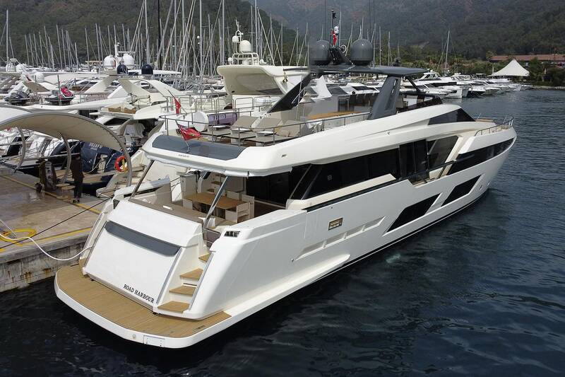 Экстерьер Ferretti 920