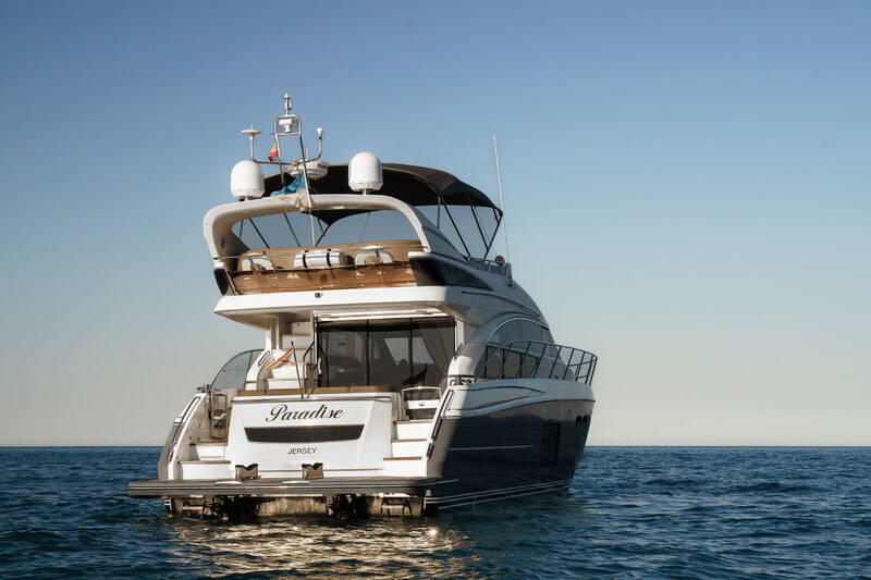 Экстерьер Princess 56<br/>M/Y Paradise 2015
