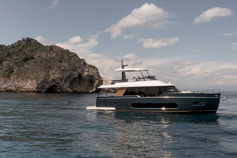 Экстерьер Magellano 60