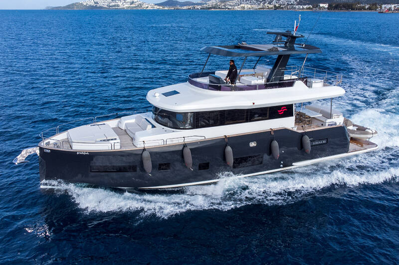 Экстерьер Sirena 58