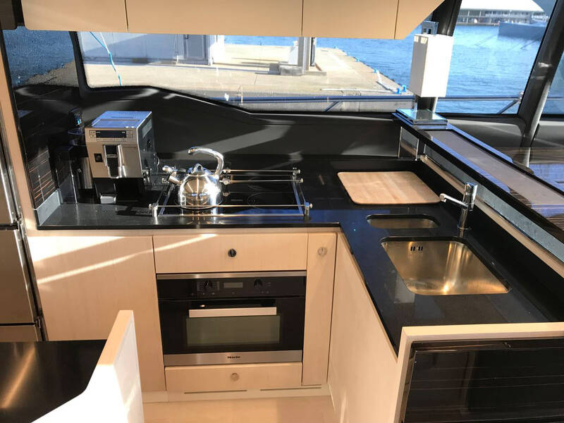 Azimut 66 2017