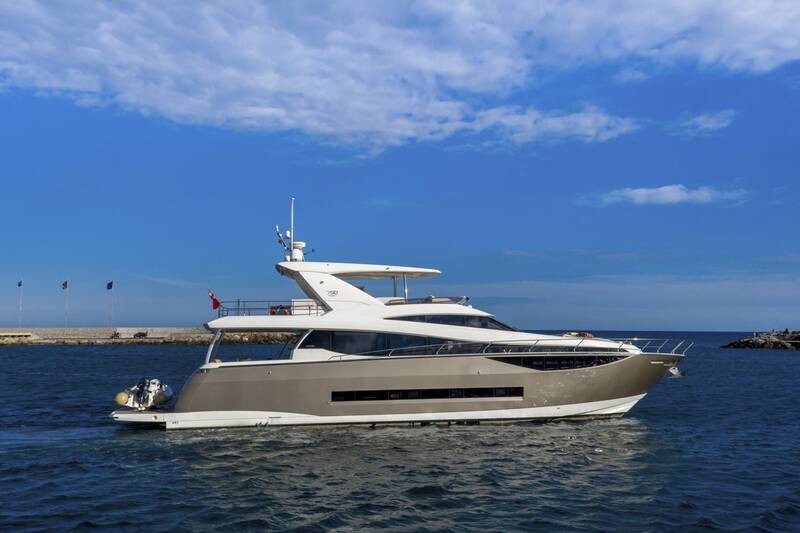 Экстерьер Prestige 750