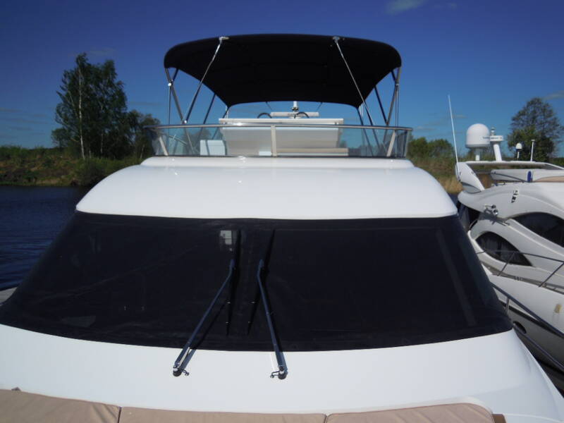 Экстерьер Fairline Squadron 58 2011