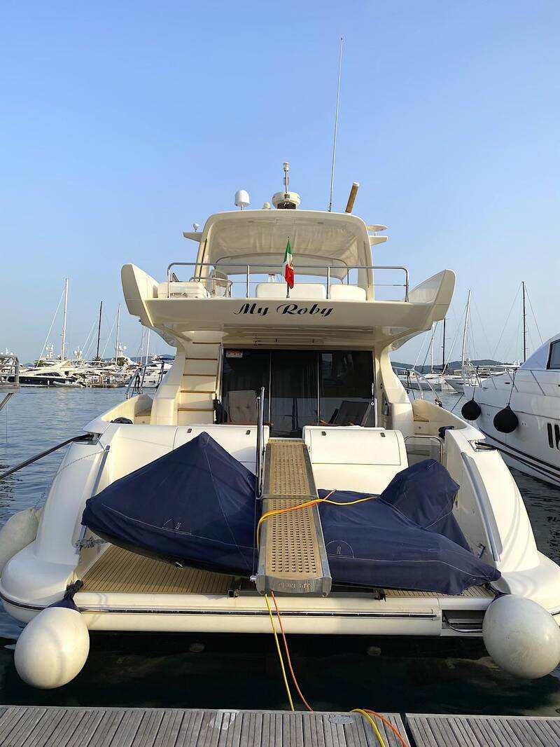 Экстерьер Azimut 62