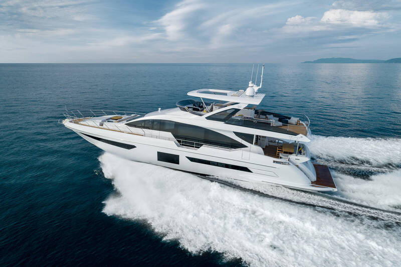 Экстерьер Azimut Grande 25 METRI