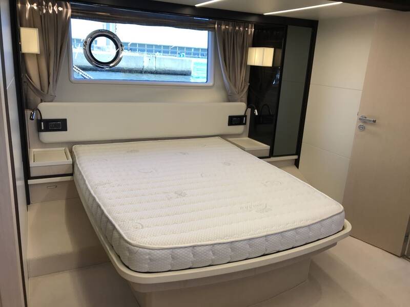 Azimut 66 2017