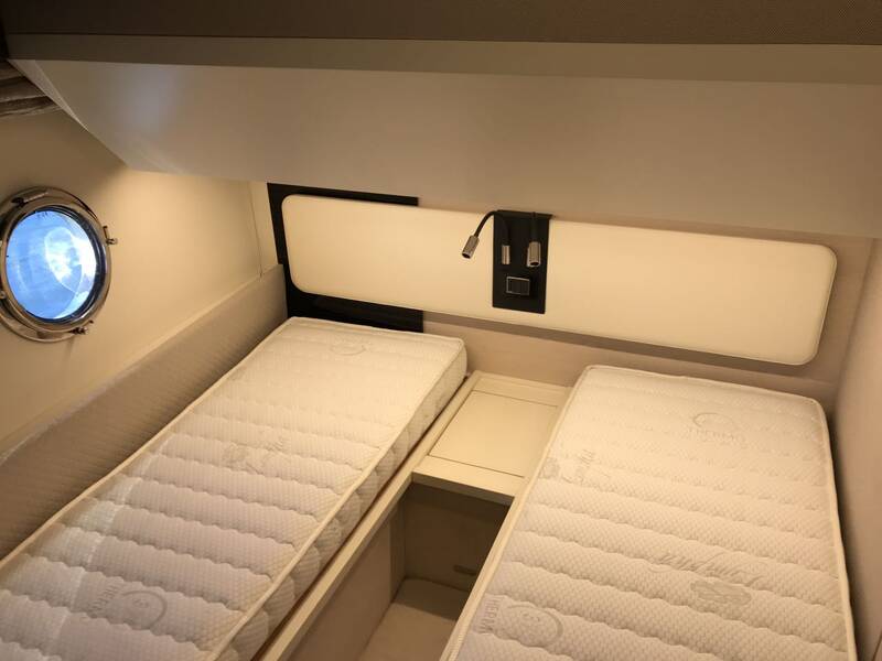 Azimut 66 2017